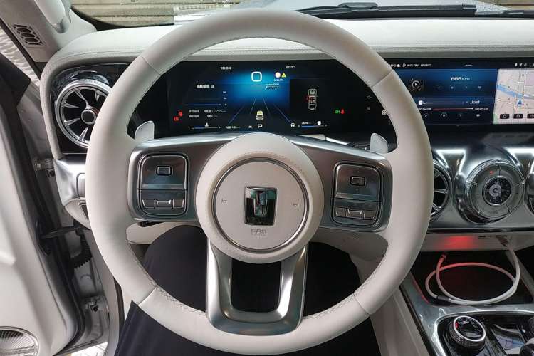 Used Cyberspace Tank 300 2021 2.0T Cyber Tank