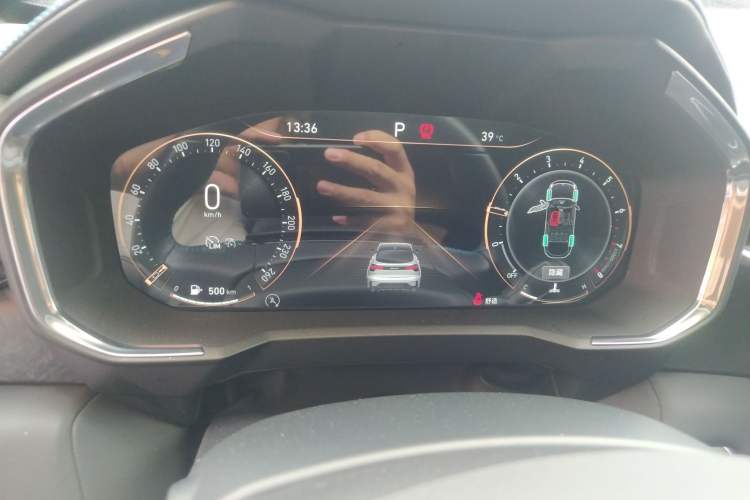 Used Lynk & Co 05 2020 2.0TD Two-Wheel Drive Shine Halo