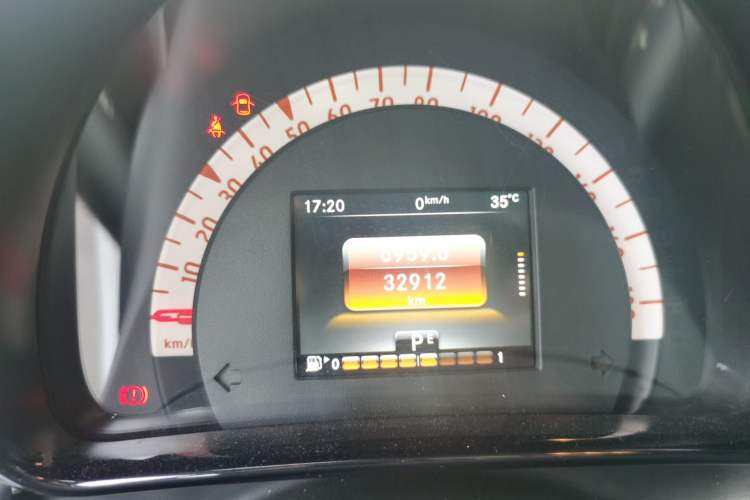 Used smart fortwo 2015 1.0L 52 kW Hardtop Passion Edition
