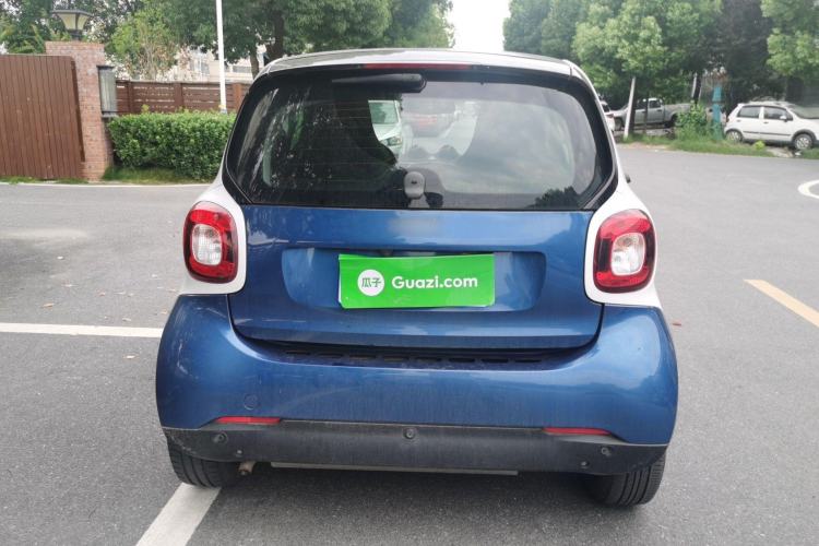 Used smart fortwo 2015 1.0L 52 kW Hardtop Passion Edition
