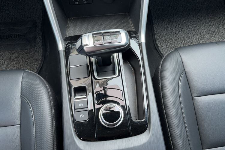 Used Great Wall Poer 2021 2.0T Commercial Version Automatic Diesel Two-Wheel Drive Elite Trim with Long Bed – GW4D20M
