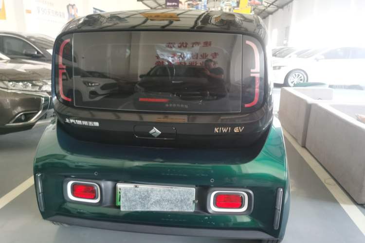 Used Baojun KiWi EV 2022 Designer Lite Edition Lithium Iron Phosphate