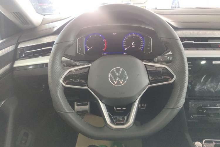 Used Volkswagen CC 2021 380TSI Striking Edition
