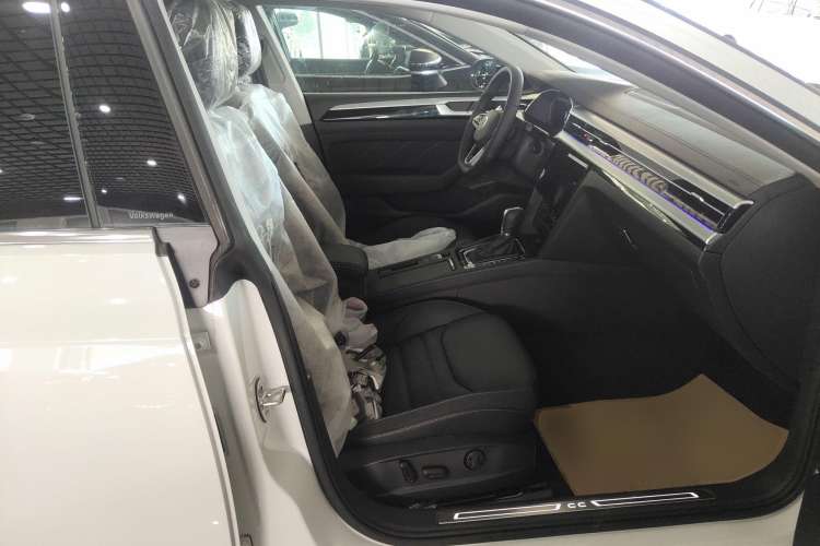 Used Volkswagen CC 2021 380TSI Striking Edition
