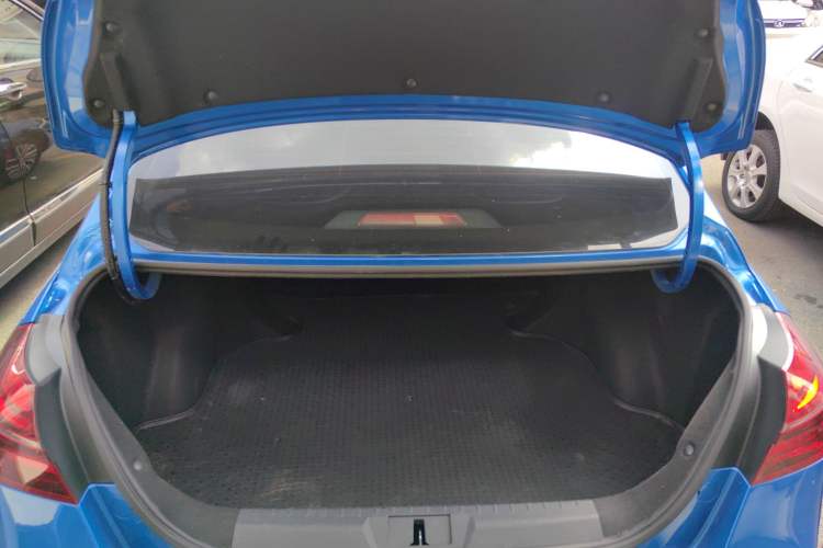 Used Geely Auto Emgrand New Energy 2018 EV450 Prestige Model Trunk