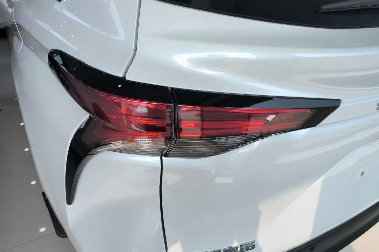 Used Toyota Sienna 2023 2.5L Hybrid Comfort Edition
