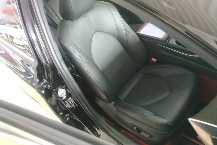 Used Toyota Avalon 2021 2.5L Luxury Edition