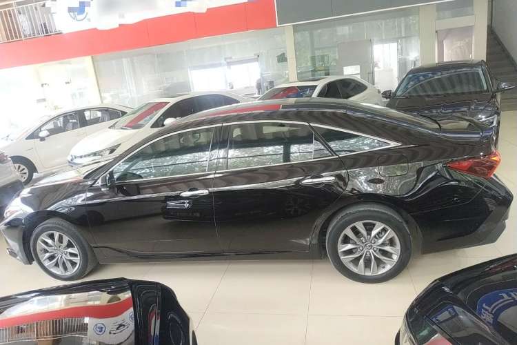 Used Toyota Avalon 2021 2.5L Luxury Edition