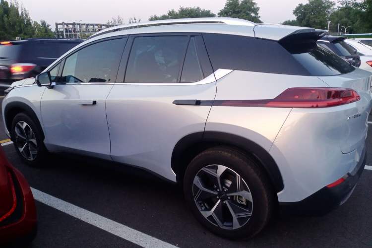 Used AION V 2024 Plus 70 Star Edition Lithium Iron Phosphate
