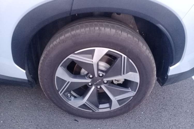 Used AION V 2024 Plus 70 Star Edition Lithium Iron Phosphate
