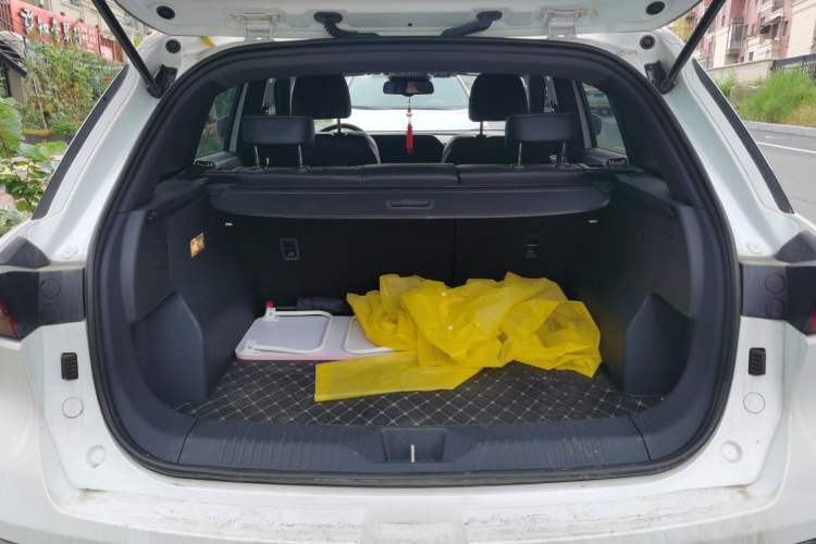 Used Bestune T55 2022 1.5T Automatic ZHUOYUE Model
