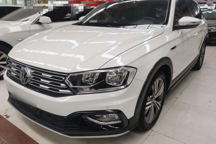 Used Volkswagen C-TREK 2017 230TSI DSG Luxury Model