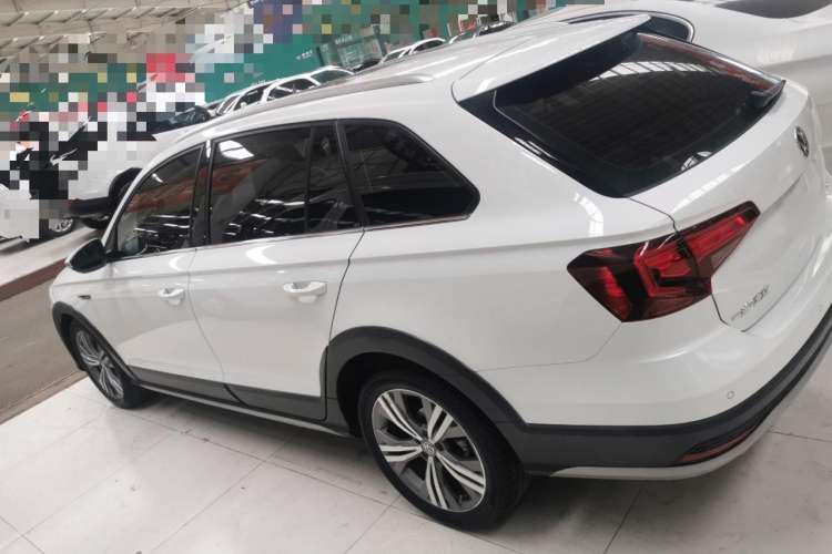 Used Volkswagen C-TREK 2017 230TSI DSG Luxury Model
