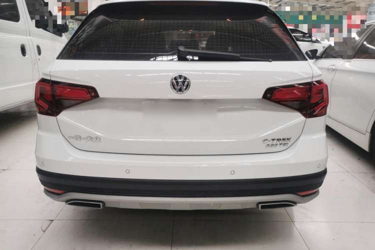 Used Volkswagen C-TREK 2017 230TSI DSG Luxury Model
