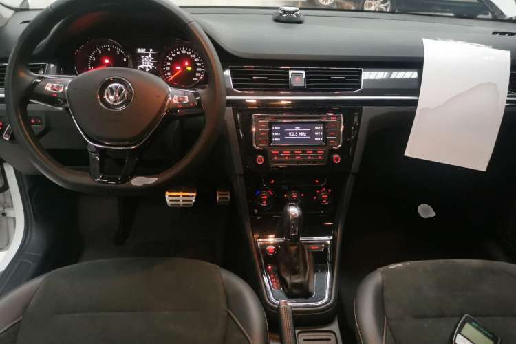 Used Volkswagen C-TREK 2017 230TSI DSG Luxury Model
