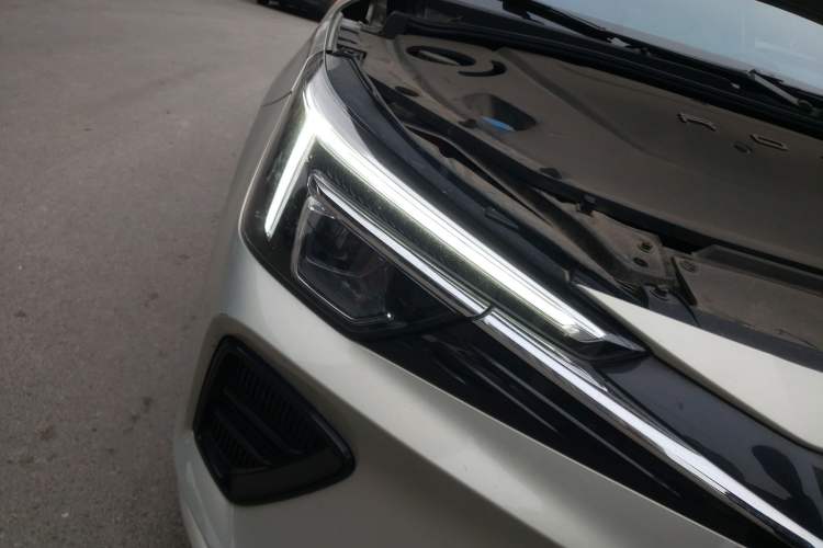 Used Rising ER6 2020 620 km Smart Edition