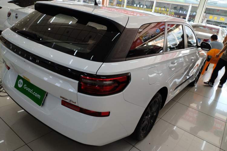 Used Baojun RC-5 2020 RC-5W 1.5L Manual Zhizhao Elite Edition