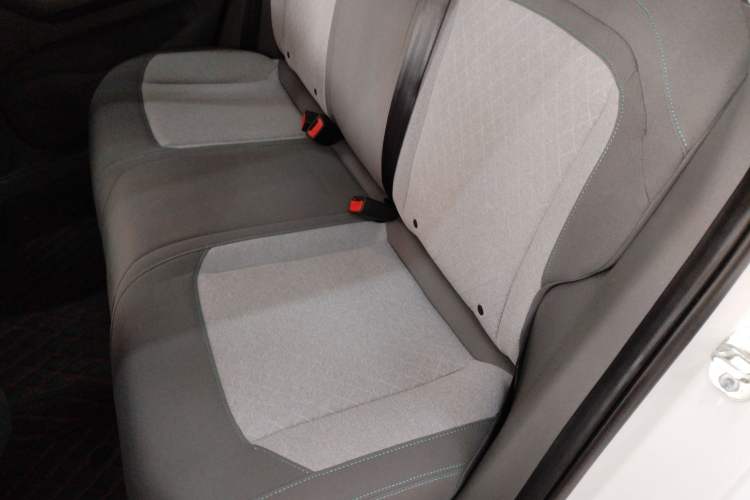 Used Baojun RC-5 2020 RC-5W 1.5L Manual Zhizhao Elite Edition