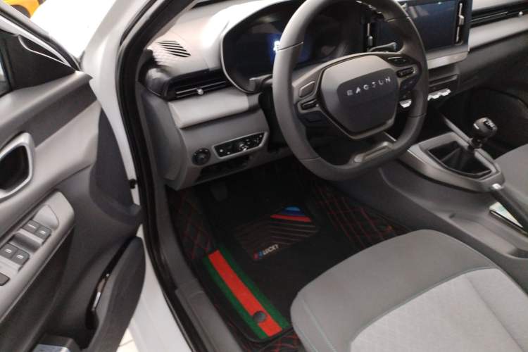 Used Baojun RC-5 2020 RC-5W 1.5L Manual Zhizhao Elite Edition