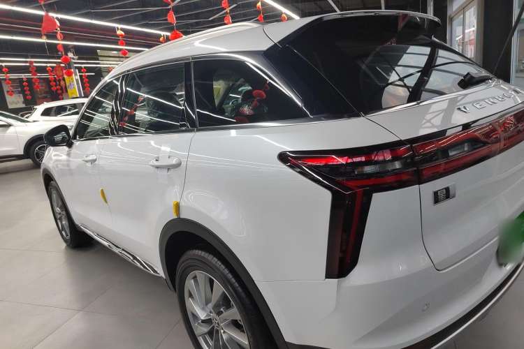 Used Venucia Star 2023 260T Starful Achievement Edition Pro