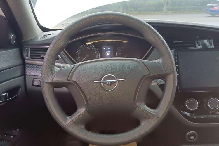 Used Haima M6 2017 1.6L Manual Comfort Model
