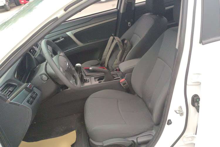 Used Haima M6 2017 1.6L Manual Comfort Model
