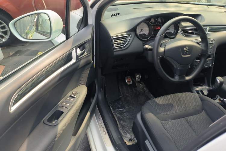 Used Peugeot 308 2014 Enjoy Edition Classic 1.6L Manual Fashion Model
