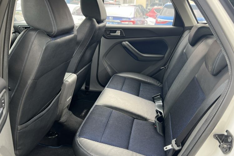 Used Ford Focus 2014 Hatchback Classic 1.8L Automatic Cool White Collector's Edition