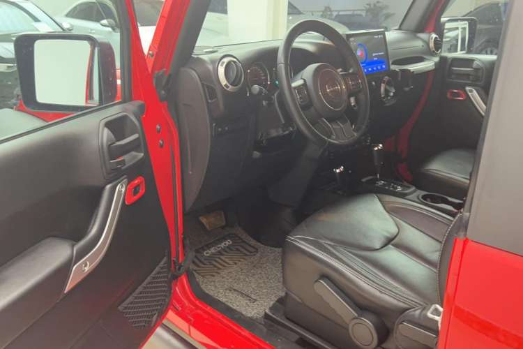 Used Jeep Wrangler 2017 3.6L Rubicon Two-Door Comfort Edition