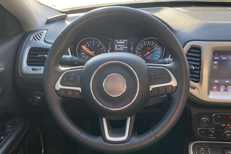 Used Jeep Compass 2020 220T Automatic Leading Edition