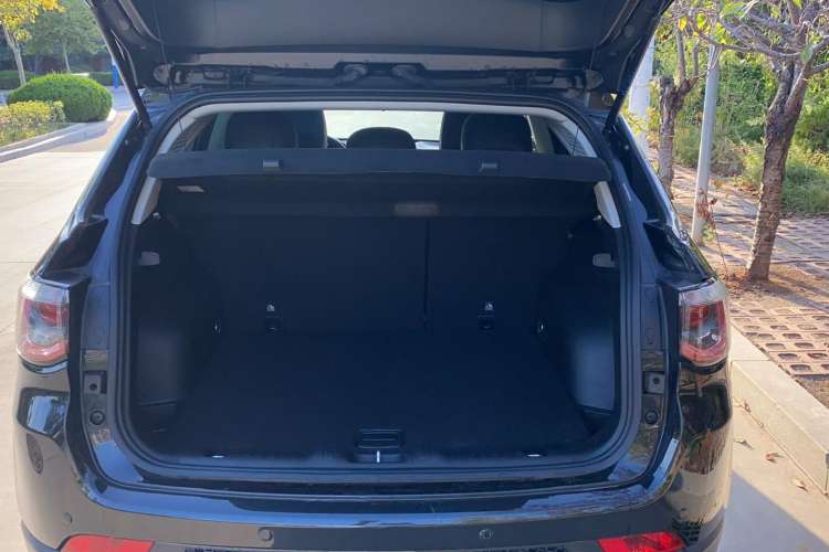 Used Jeep Compass 2020 220T Automatic Leading Edition