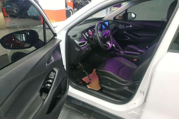 Used Chevrolet Orlando 2019 Redline 530T Automatic Enjoyment Version (5+2 Seating) China VI