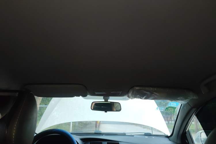 Used Zotye Z300 2014 1.5L Value Edition Manual Elite Model
