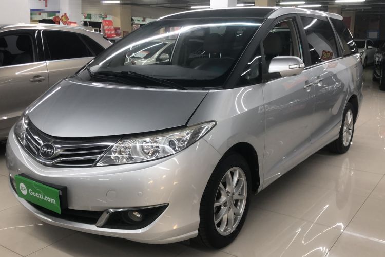 Used BYD M6 2013 2.4L Manual Luxury Model