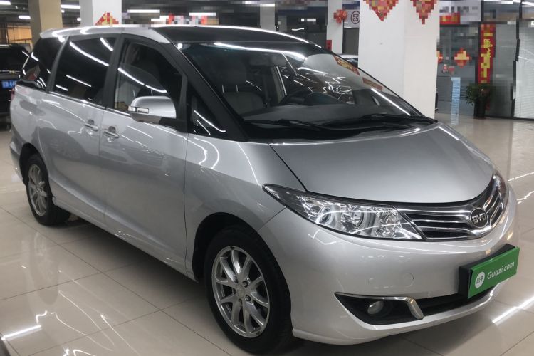 Used BYD M6 2013 2.4L Manual Luxury Model