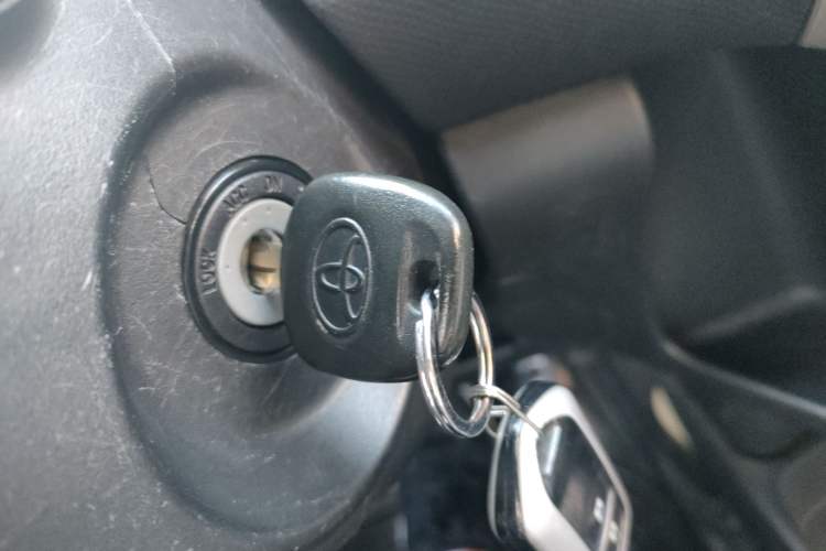Used Toyota Yaris 2011 1.6E Automatic Charm Edition Vehicle Key