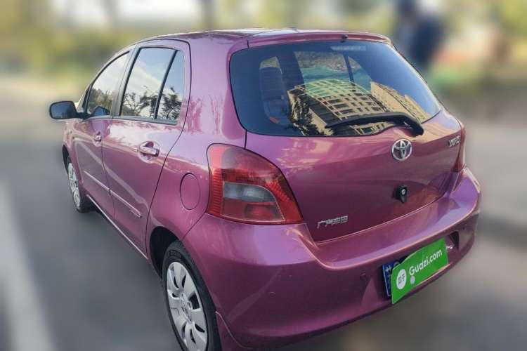 Used Toyota Yaris 2011 1.6E Automatic Charm Edition Rear Left 45 Deg