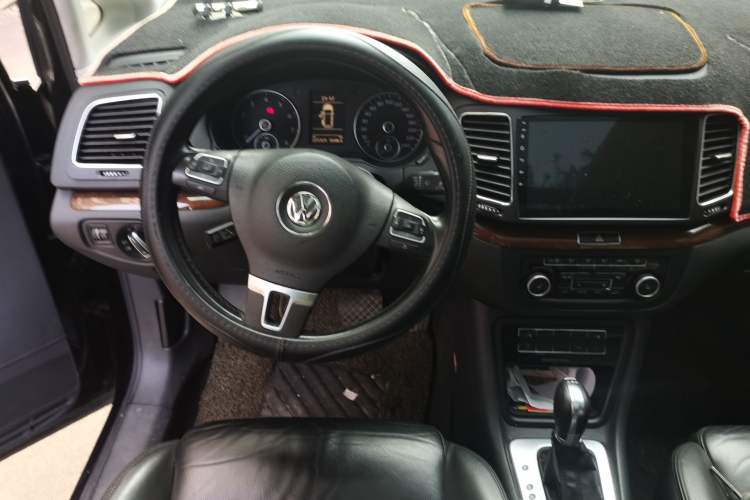 Used Volkswagen Sharan 2012 2.0 TSI Luxury Version Euro IV
