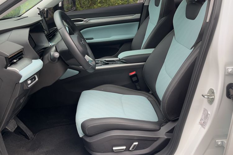 Used Geely Auto Emgrand L 2022 1.4T CVT Ultimate Model
