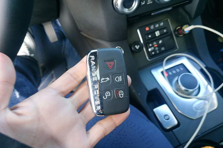 Used Land Rover Discovery 2014 3.0 SC V6 SE