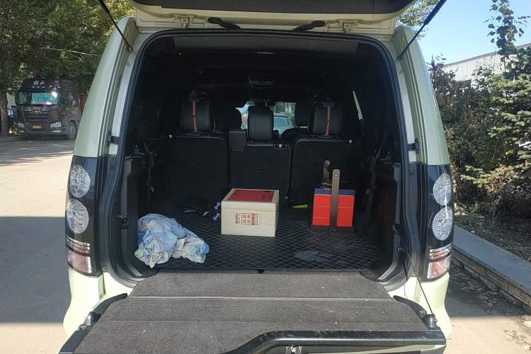 Used Land Rover Discovery 2014 3.0 SC V6 SE