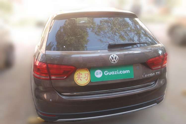 Used Volkswagen Cross Lavida 2014 1.4TSI DSG Rear