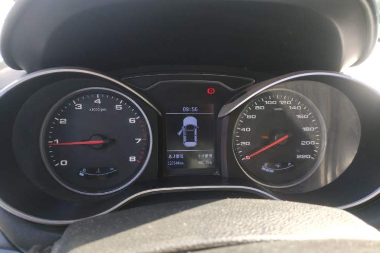 Used JAC Refine S3 2017 1.5L Manual Luxury Smart Model
