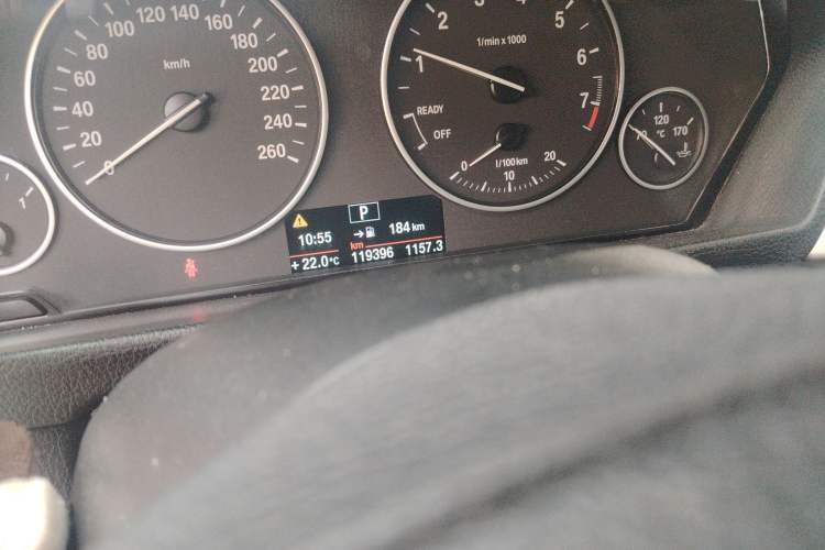 Used BMW 3 Series GT 2013 320i Leading Model
