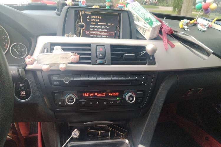 Used BMW 3 Series GT 2013 320i Leading Model
