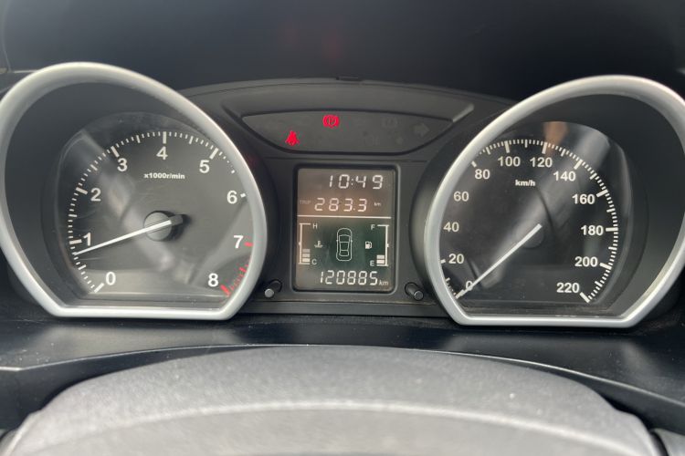 Used Zotye T600 2014 1.5T Manual Luxury Model
