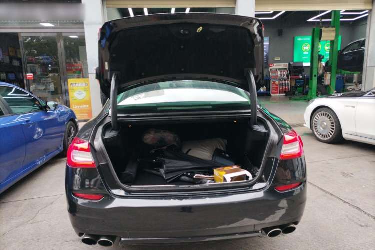 Used Maserati President 2013 3.0T Standard Model
