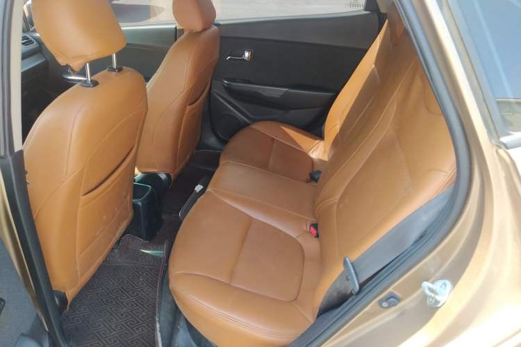 Used Kia K2 2012 Hatchback 1.4L AT GLS
