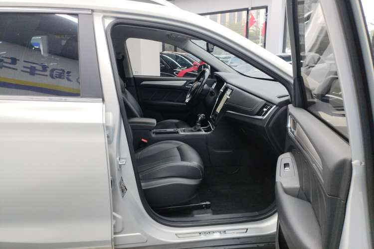 Used Roewe RX5 New Energy 2017 eRX5 50T Hybrid Connected Prestige Flagship Edition