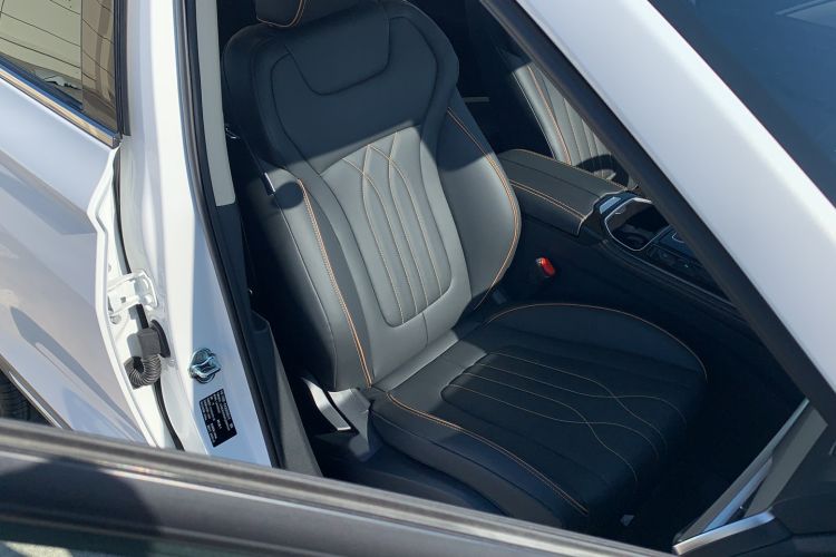 Used Bestune T77 2023 1.5T Automatic Premium Edition
